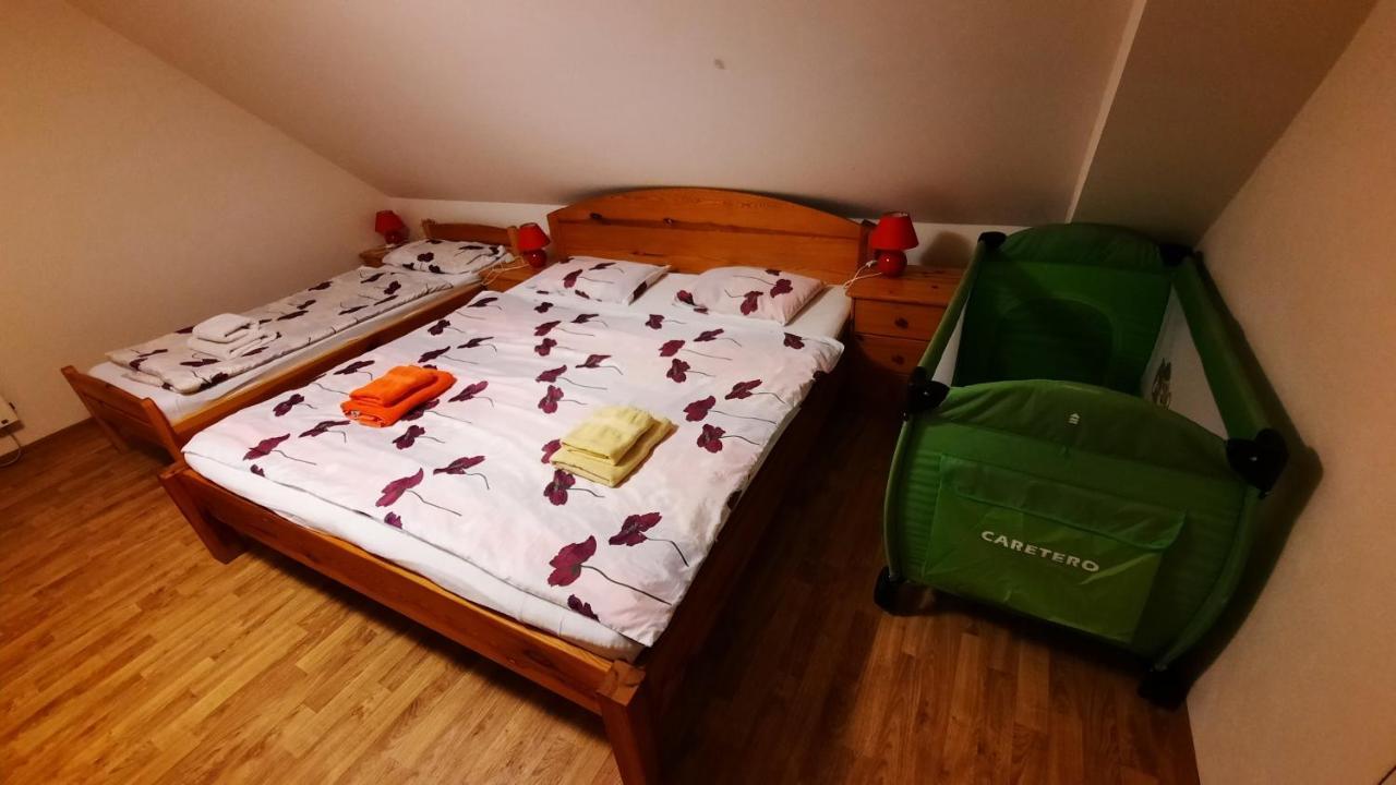 Podkrovi V Jihoceskem Statku Nemejice Экстерьер фото